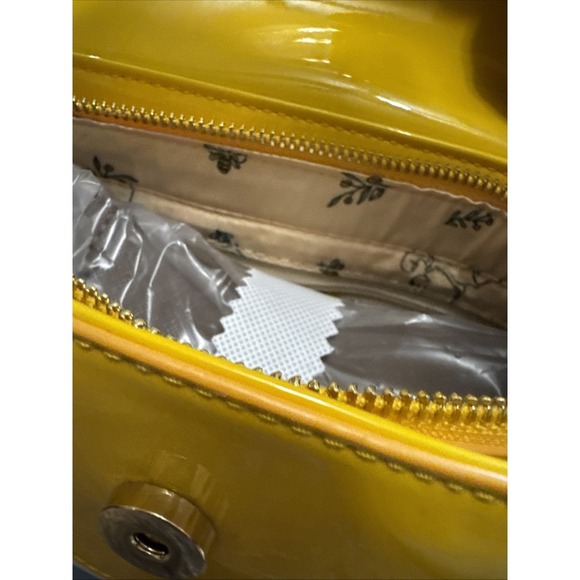 Loungefly Disney Winnie the Pooh Honey‎ Pot Figural Crossbody Bag New With Tags - Picture 8 of 8